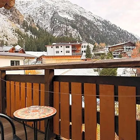 Tieflehner Hof Pitztalhaus Отель Enzenstall