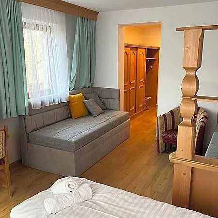 Отель Tieflehner Hof Pitztalhaus Enzenstall