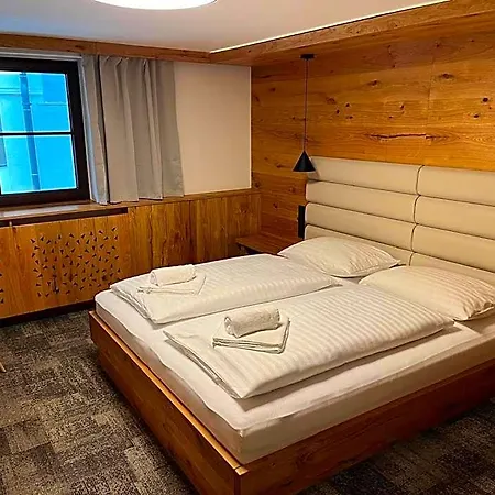 Tieflehner Hof Pitztalhaus Отель 3*