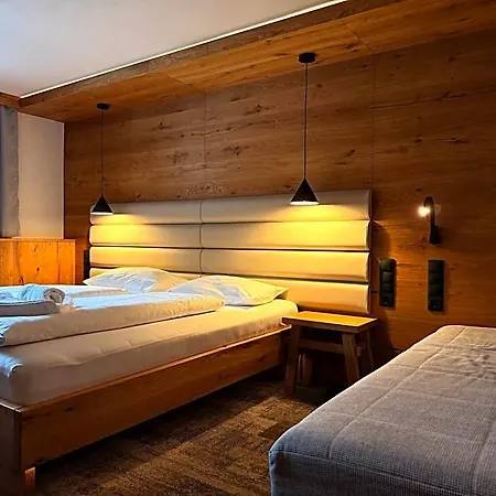 Tieflehner Hof Pitztalhaus 3*